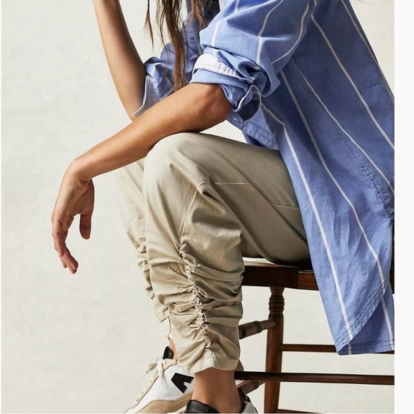 Free People‎ Khaki New Light Parachute Pants Size XS Casual Drawstring - Picture 3 of 13